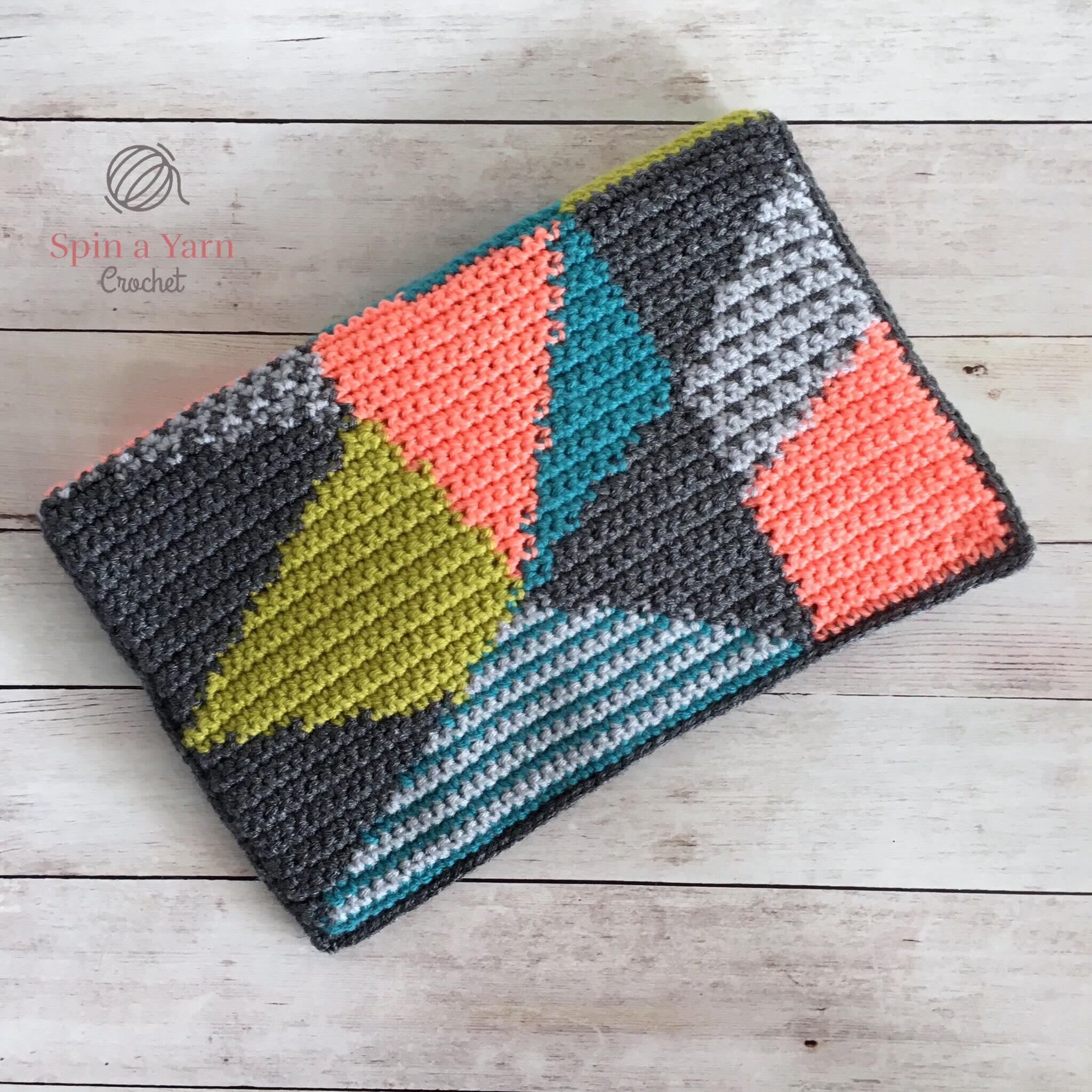 Geometric Clutch Free Crochet Pattern • Spin a Yarn Crochet