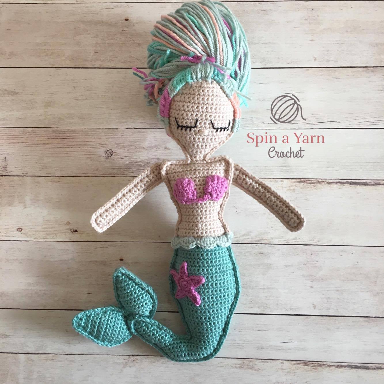 amigurumi mermaid doll